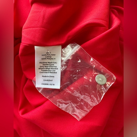 NWOT Talbots Woman's Bright Red Eyelet Neckline Bishop Sleeves Dress, Size 6 - Picture 5 of 9